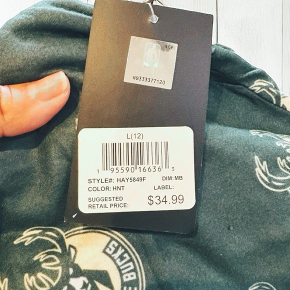 Boys Milwaukee Bucks Button Up Pajama Sleepwear Set Green Gold NBA BASKETBALL - Picture 5 of 16